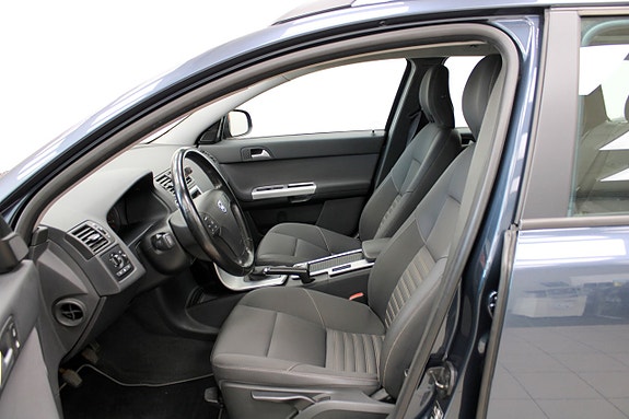 Volvo V50 13 of 23