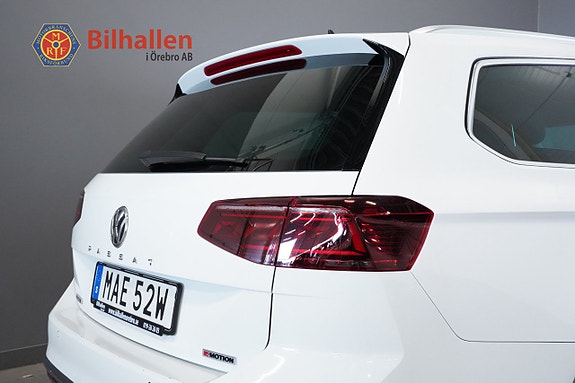 Volkswagen Passat Alltrack 8 of 27