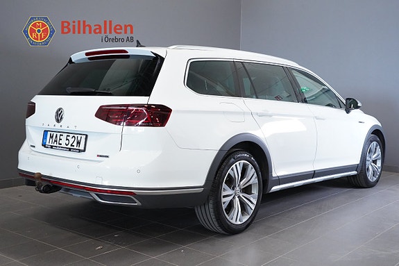 Volkswagen Passat Alltrack 7 of 27