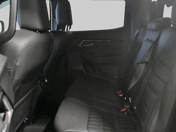 Isuzu D-max 13 of 23