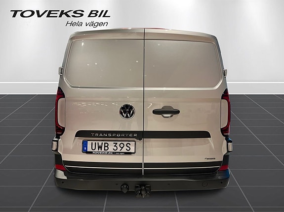 Volkswagen Transporter 4 of 5