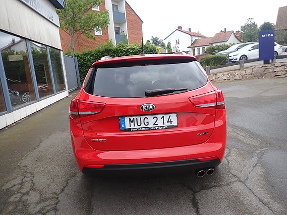 Kia Ceed 3 of 5