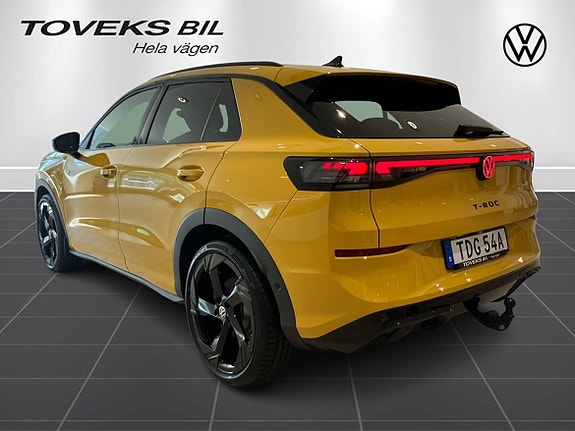 Volkswagen T-Roc 3 of 19