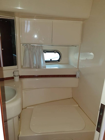 Azimut 40 Quaranta -96 - 2x Caterpillar 3116 Premium yacht 5 of 5