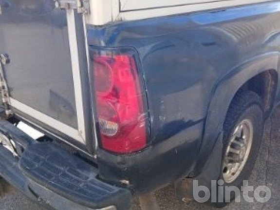 Pickup med låsbar kåpa CHEVROLET SILVERADO 2500 6 of 6