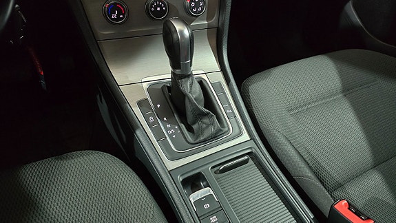 Volkswagen Golf I 17 of 23