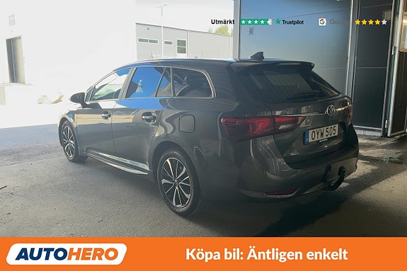 Toyota Avensis 3 of 5
