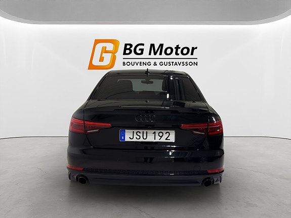 Audi A4 5 of 5