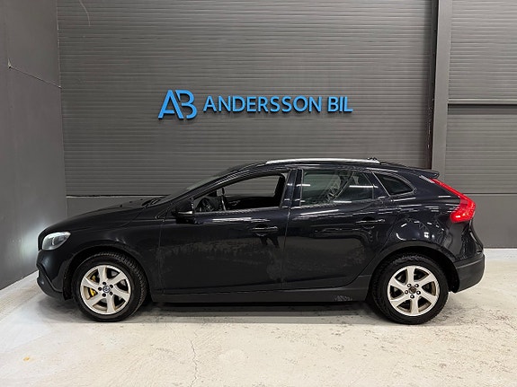 Volvo V40 Cross Country 6 of 28