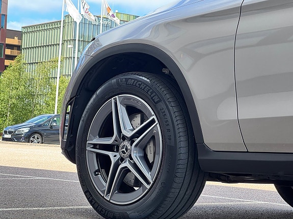 Mercedes-Benz GLC300 de 12 of 23