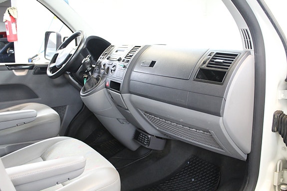 Volkswagen Transporter 14 of 21
