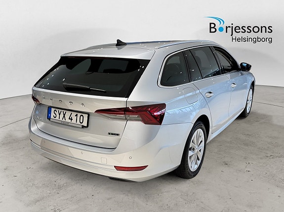 Skoda Octavia 3 of 5