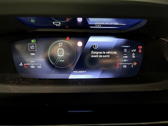 Peugeot 408 8 of 15