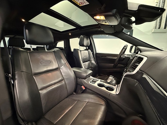 Jeep Grand Cherokee 9 of 19