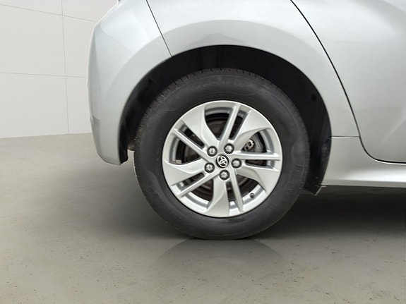 Toyota Yaris 28 of 29