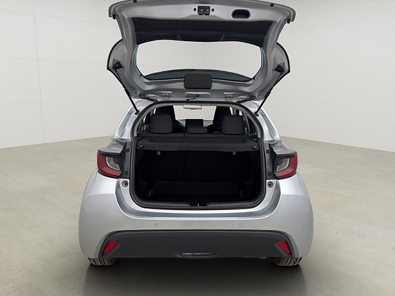 Toyota Yaris 25 of 29
