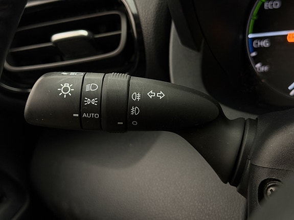 Toyota Yaris 14 of 29