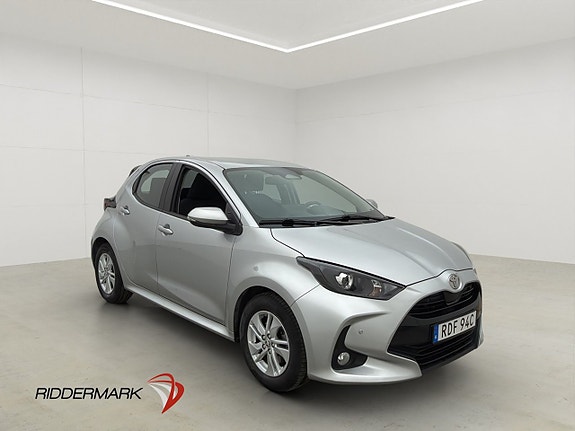Toyota Yaris 3 of 5