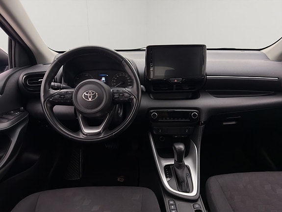 Toyota Yaris 12 of 29