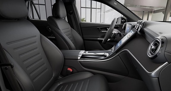 Mercedes-Benz GLC400 e 2 of 2