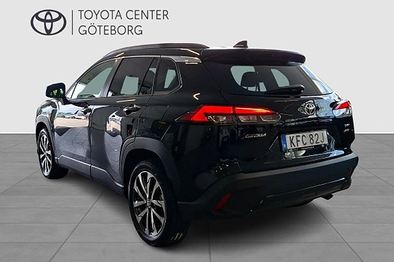 Toyota Corolla Cross 3 of 13