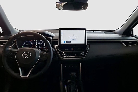 Toyota Corolla Cross 10 of 13
