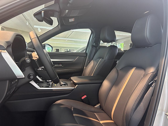 Mazda CX-60 13 of 27