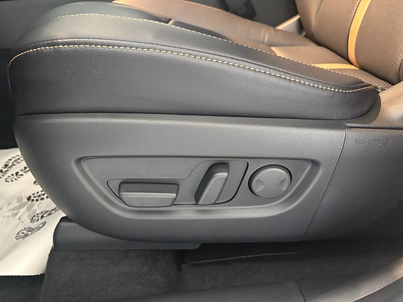 Mazda CX-60 14 of 27