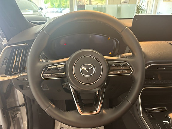 Mazda CX-60 12 of 27