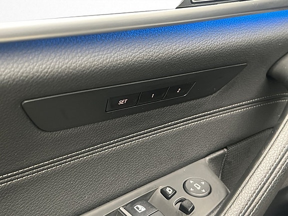 BMW 545e 13 of 30