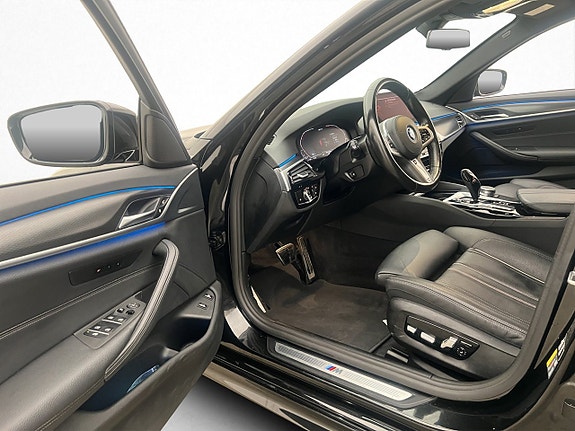 BMW 545e 10 of 30