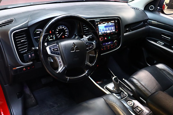 Mitsubishi Outlander 15 of 30