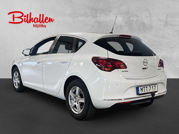 Opel Astra 3 of 5