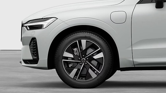 Volvo XC60 4 of 5