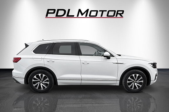 Volkswagen Touareg 4 of 15
