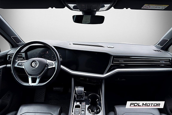 Volkswagen Touareg 7 of 15