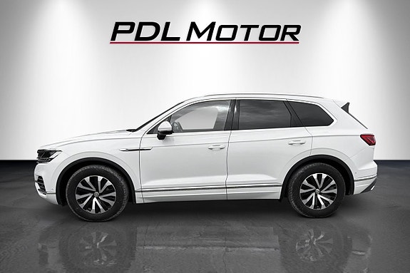 Volkswagen Touareg 3 of 15