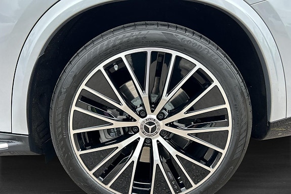 Mercedes-Benz GLC400 6 of 13
