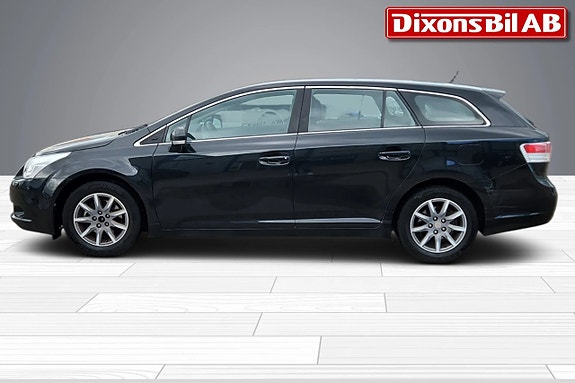 Toyota Avensis 3 of 5