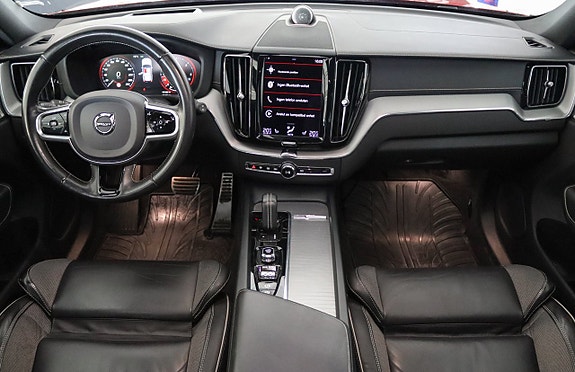 Volvo XC60 9 of 20