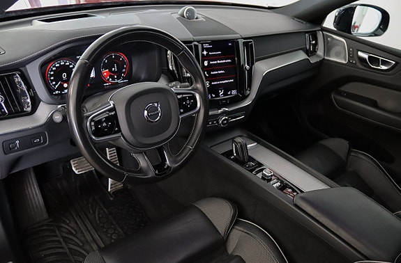 Volvo XC60 7 of 20