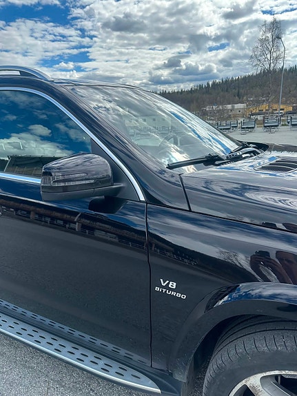 Mercedes-Benz GL63 5 of 5