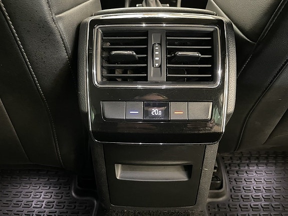 Skoda Superb 14 of 24