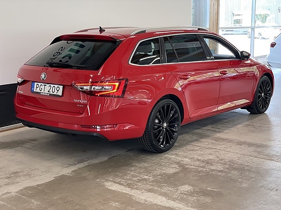Skoda Superb 7 of 24