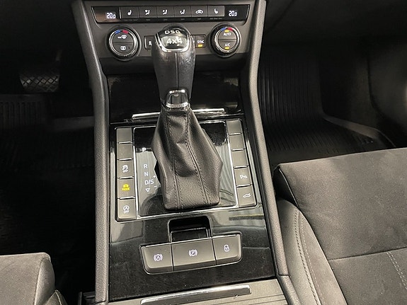 Skoda Superb 23 of 24