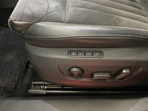 Skoda Superb 18 of 24
