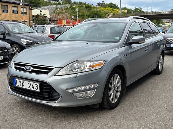 Ford Mondeo 2 of 12