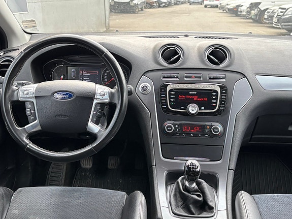 Ford Mondeo 7 of 12