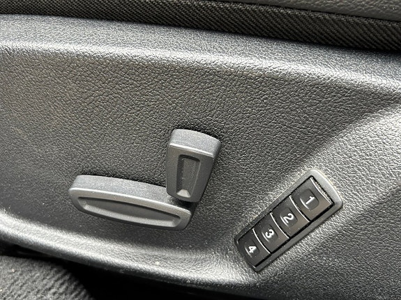 Ford Mondeo 11 of 12