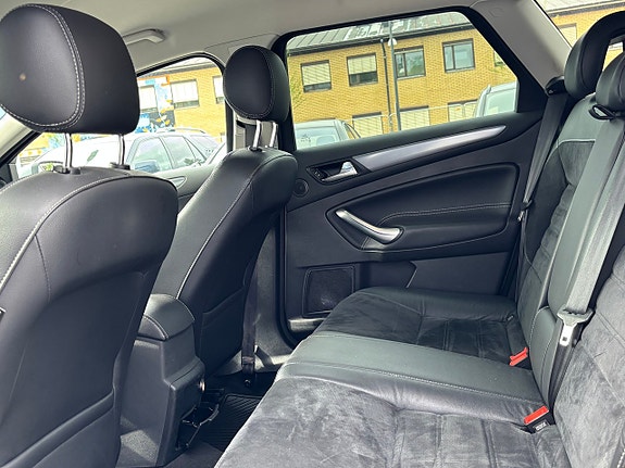 Ford Mondeo 10 of 12